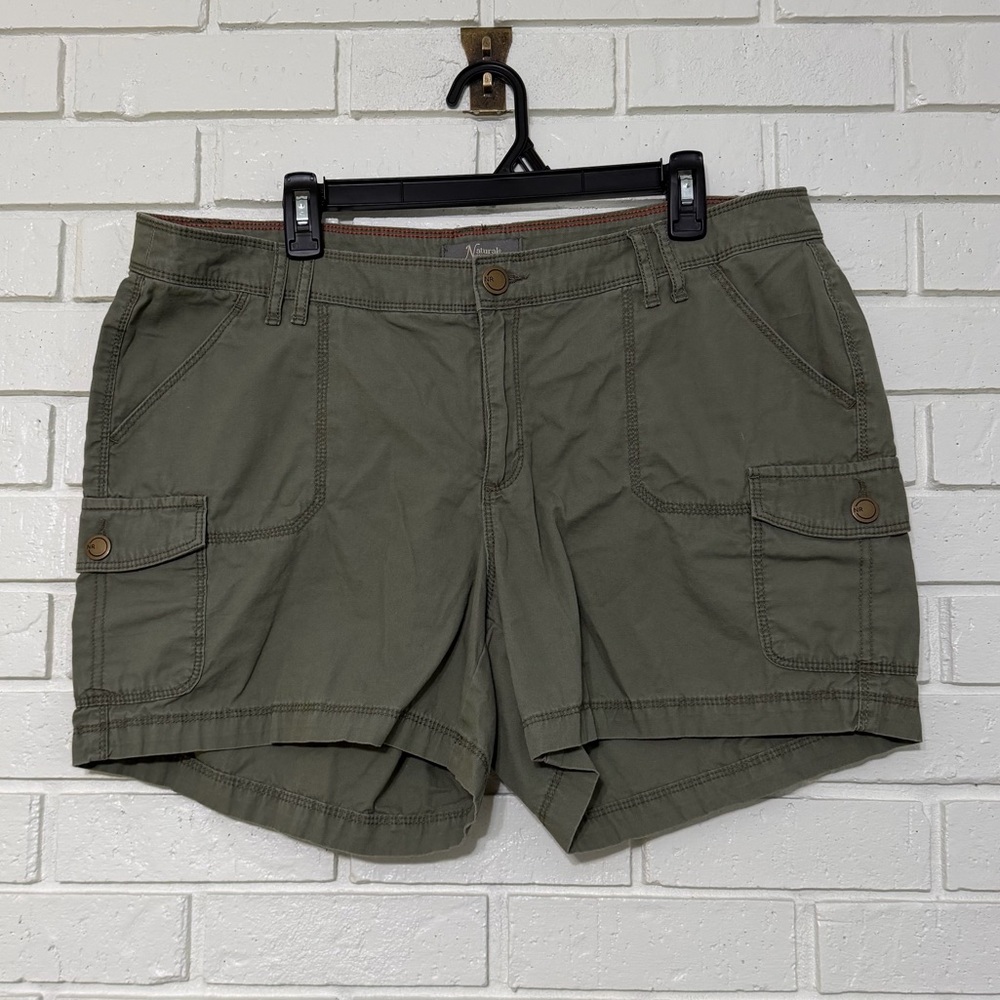Natural Reflections Olive Green Cargo Shorts Size 16